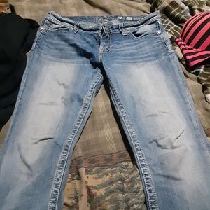 Miss me Jean's size 32
